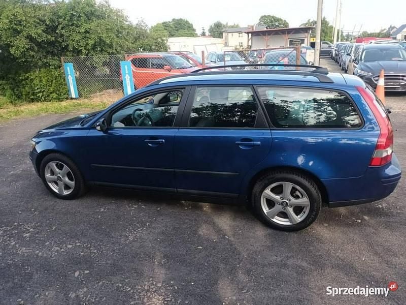 Używany Volvo V50 136 KM (100 kW) 2005 Niebieski Kombi