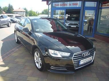 Czarny Używany 2015 Audi A4 Sedan/Limuzyna | 70 900 zł (Drogi) - Obraz 1/4