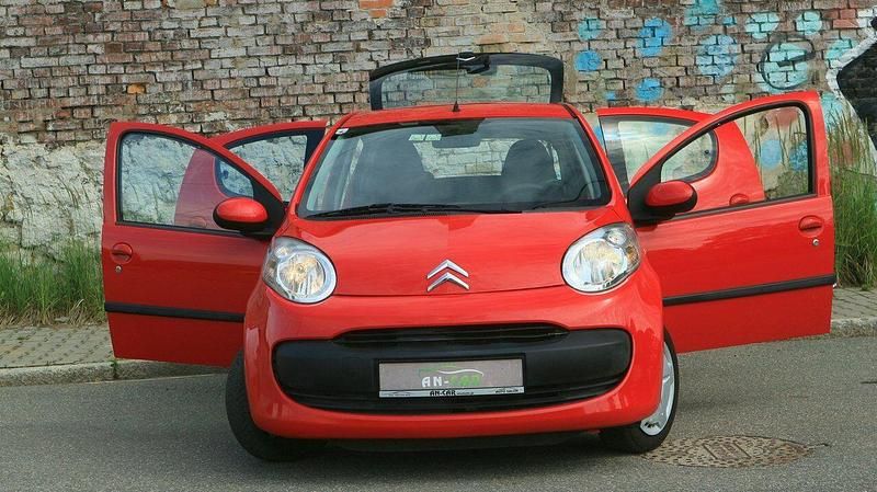 Czerwony Używany 2006 Citroën C1 Hatchback | 8800 zł (Uczciwa cena) - Obraz 1/4