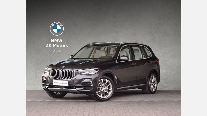 Szary sophisto z brylantowym połyskiem metalizowany Używany 2020 BMW X5 xLine SUV | 199 900 zł (Dobra cena) - Obraz 1/3