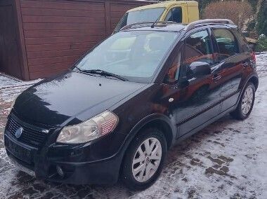 Czarny Używany 2008 Fiat Sedici Emotion SUV | 12 900 zł (Drogi) - Obraz 1/4