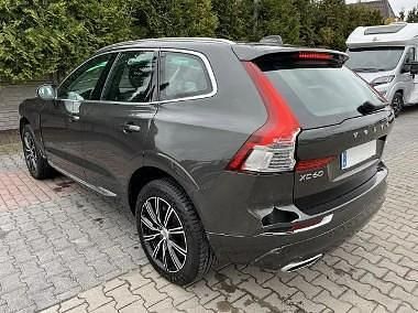 Brązowy Używany 2018 Volvo XC60 Inscription SUV | 66 500 zł - Obraz 1/4