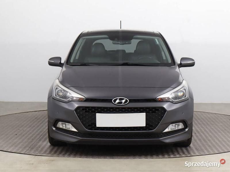 Szary Używany 2016 Hyundai i20 Hatchback | 43 999 zł (Uczciwa cena) - Obraz 1/4