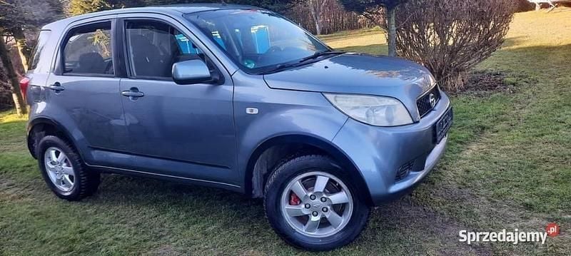 Grafitowy Używany 2006 Daihatsu Terios SUV | 14 650 zł - Obraz 1/4