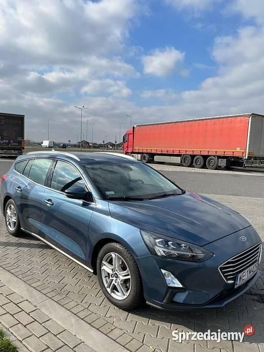 Granatowy Używany 2020 Ford Focus Kombi | 46 500 zł (Uczciwa cena) - Obraz 1/4