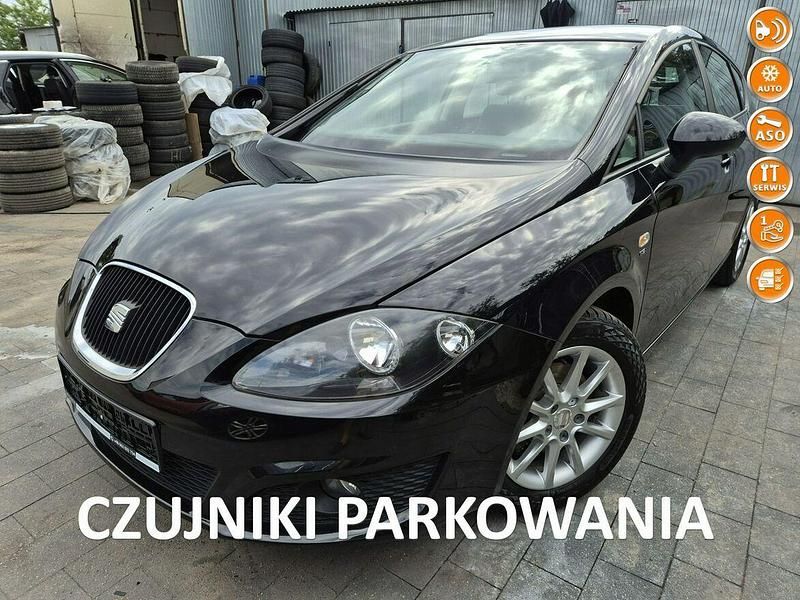 Czarny Używany 2010 Seat Leon Style Hatchback | 21 499 zł (Uczciwa cena) - Obraz 1/4