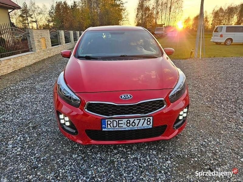 Używany 2015 Kia Ceed GT-Line Hatchback | 36 900 zł (Uczciwa cena) - Obraz 1/4