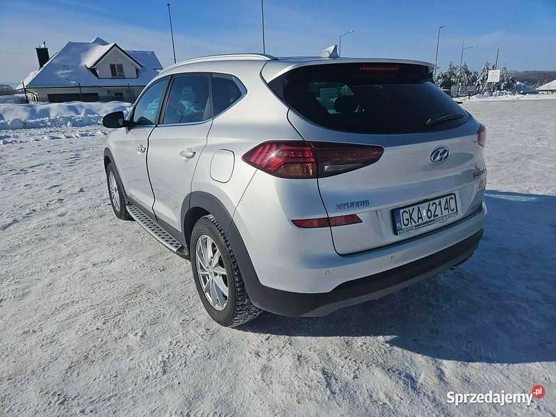 Używany Hyundai Tucson 2019 Srebrny SUV