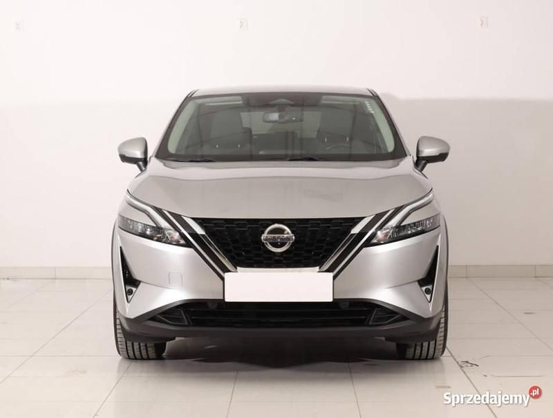 Srebrny Używany 2022 Nissan Qashqai SUV | 85 999 zł (Uczciwa cena) - Obraz 1/4