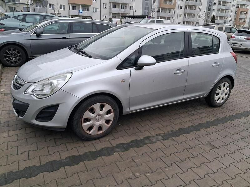 Używany Opel Corsa 2013 Szary Hatchback