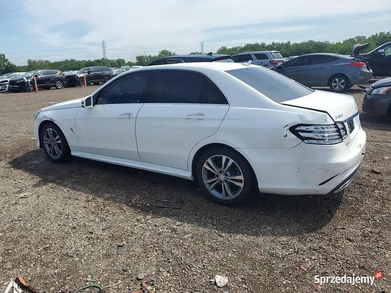 Biały Używany 2014 Mercedes E350 Sedan/Limuzyna | 47 000 zł - Obraz 1/4