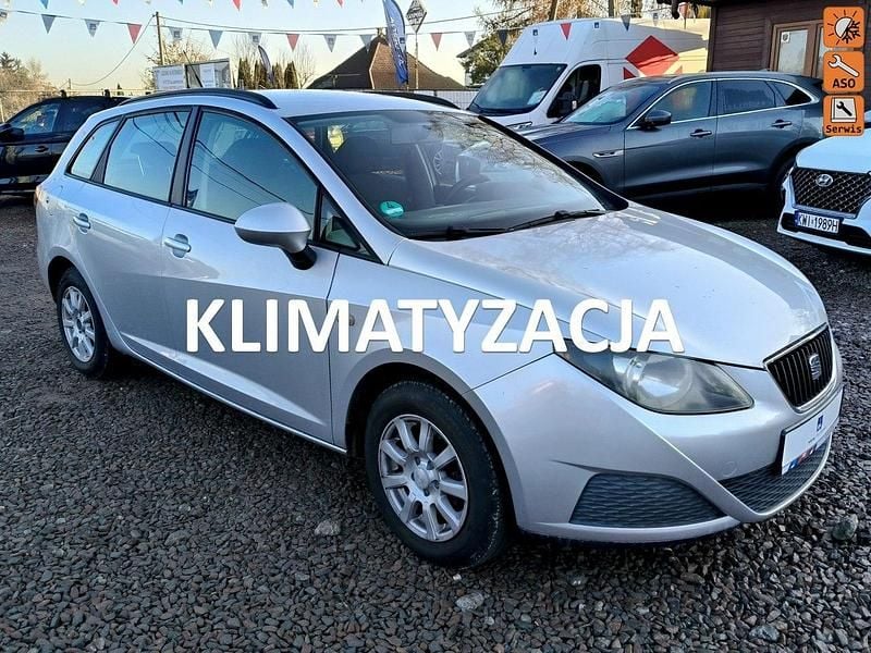 Używany Seat Ibiza ST 85 KM (62 kW) 2012 Srebrny (metalik) Kombi