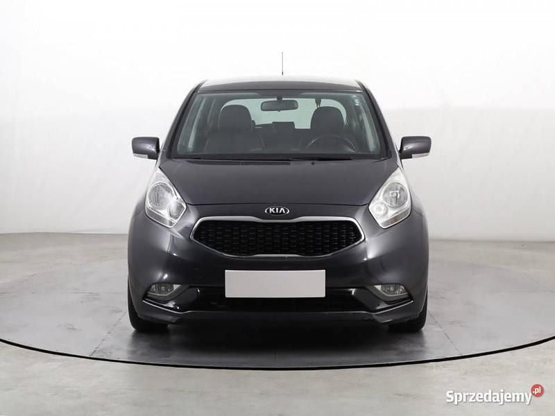 Używany Kia Venga 125 KM (91 kW) 2015 Szary Hatchback
