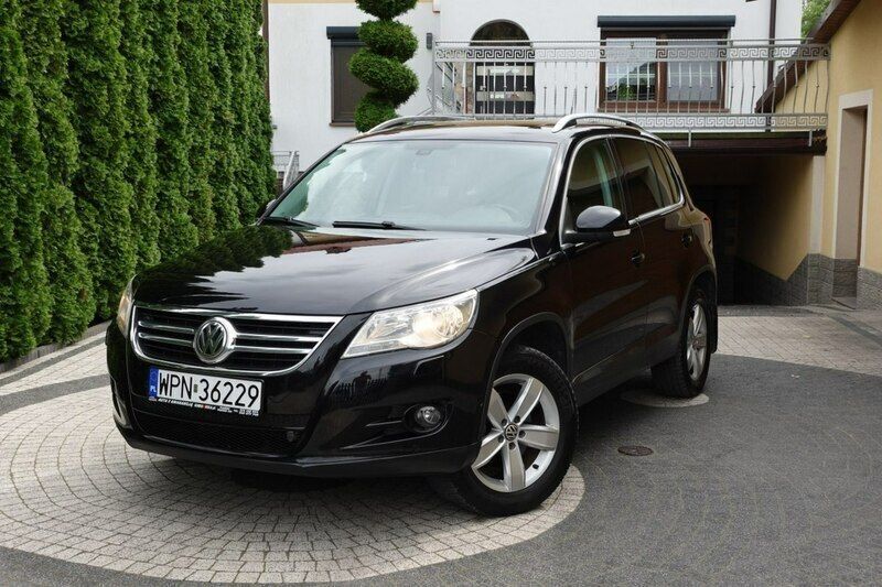 Czarny Używany 2008 VW Tiguan SUV | 25 900 zł (Uczciwa cena) - Obraz 1/4
