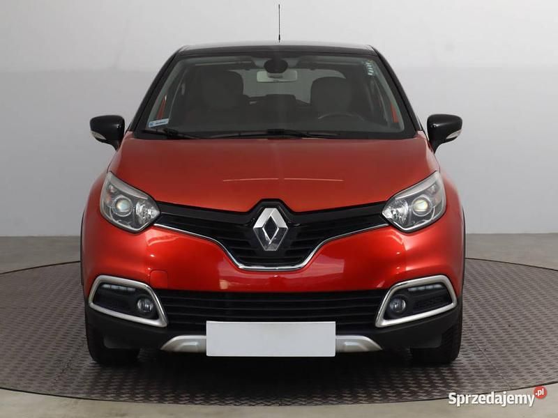 Czerwony Używany 2015 Renault Captur SUV | 42 999 zł (Uczciwa cena) - Obraz 1/4