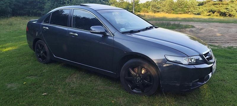 Szary Używany 2004 Honda Accord Sedan/Limuzyna | 7500 zł (Uczciwa cena) - Obraz 1/4