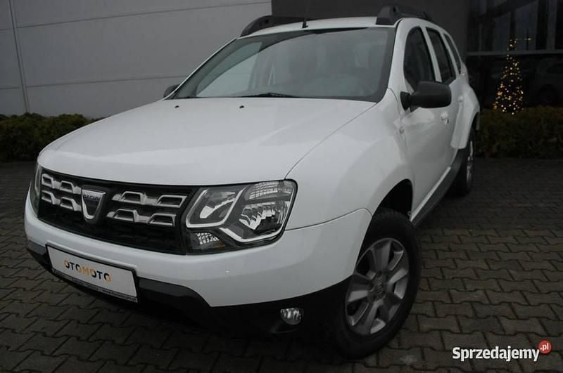 Biały Używany 2015 Dacia Duster SUV | 24 900 zł (Dobra cena) - Obraz 1/4