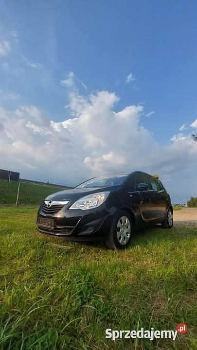 Używany 2010 Opel Meriva Minivan | 21 000 zł (Uczciwa cena) - Obraz 1/4