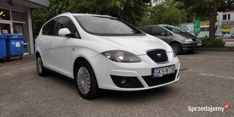 Używany Seat Altea XL Copa 140 KM (102 kW) 2012 Biały Minivan