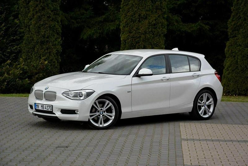 Używany BMW 125 Sport Line 218 KM (160 kW) 2012 Biały Hatchback