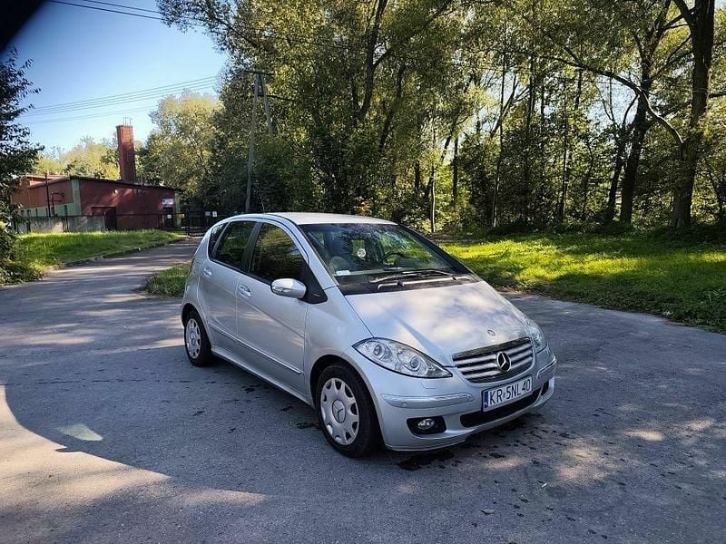 Srebrny Używany 2005 Mercedes A180 Hatchback | 6500 zł (Dobra cena) - Obraz 1/4