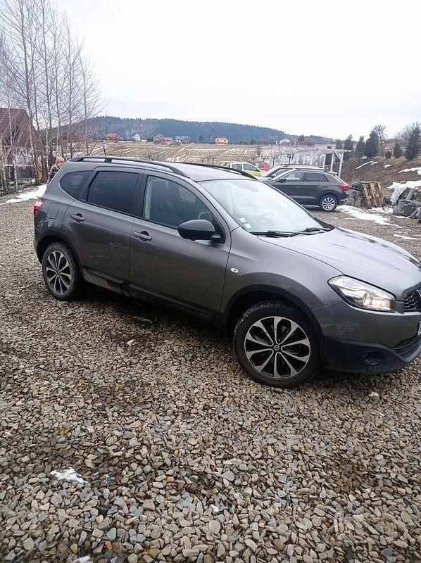 Używany Nissan Qashqai +2 Pure 130 KM (95 kW) 2013 Szary SUV