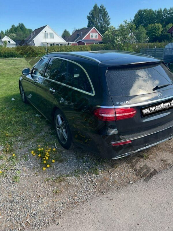Używany Mercedes E220 194 KM (142 kW) 2020 Czarny Kombi