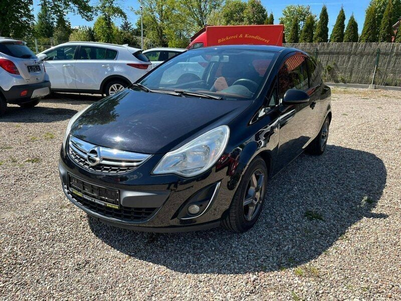 Czarny Używany 2011 Opel Corsa Hatchback | 12 900 zł (Uczciwa cena) - Obraz 1/4