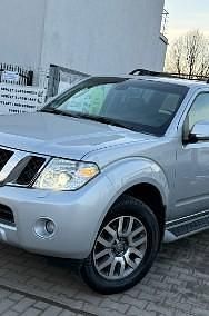 Używany Nissan Pathfinder 190 KM (139 kW) 2011 Srebrny SUV