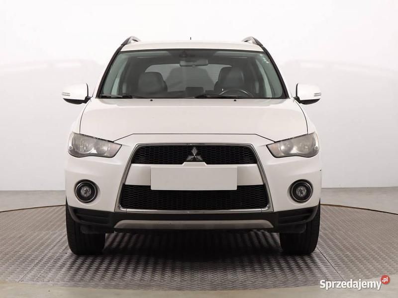 Używany Mitsubishi Outlander 2010 Biały SUV