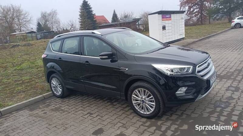 Czarny Używany 2019 Ford Kuga SUV | 56 000 zł (Super Cena) - Obraz 1/4