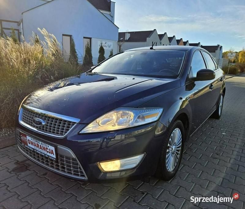 Używany Ford Mondeo Titanium 145 KM (106 kW) 2007 Niebieski Hatchback