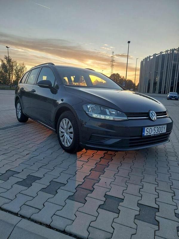 Szary Używany 2020 VW Golf VII Kombi | 35 900 zł (Dobra cena) - Obraz 1/4