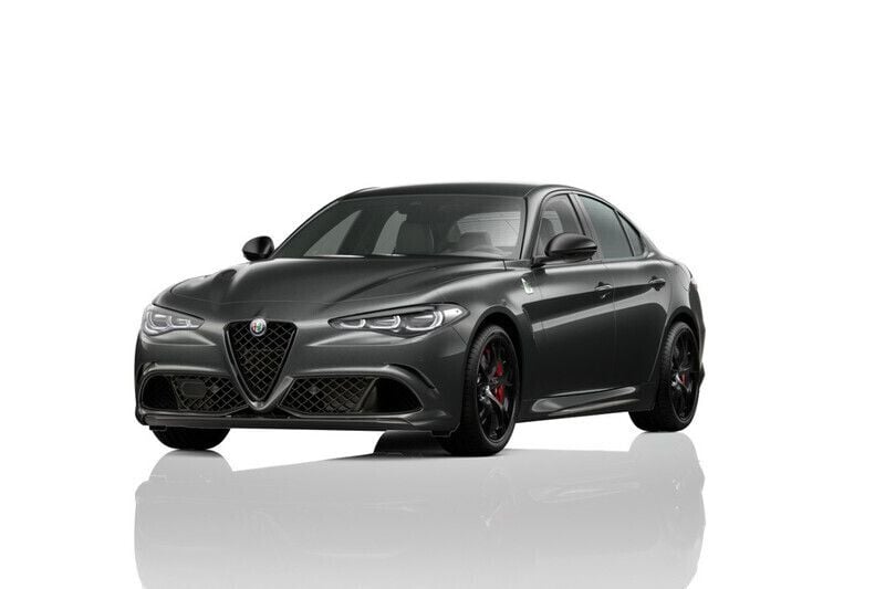 Lakier metalizowany szary vesuvio grey Nowe 2025 Alfa Romeo Giulia Quadrifoglio Sedan/Limuzyna | 433 620 zł - Obraz 1/3