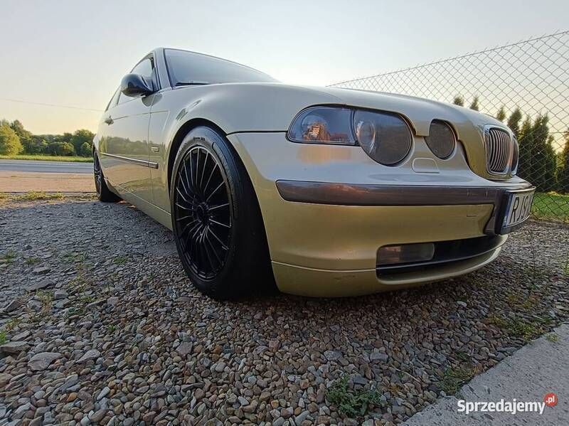 Złoty Używany 2001 BMW 325 | 18 000 zł - Obraz 1/4