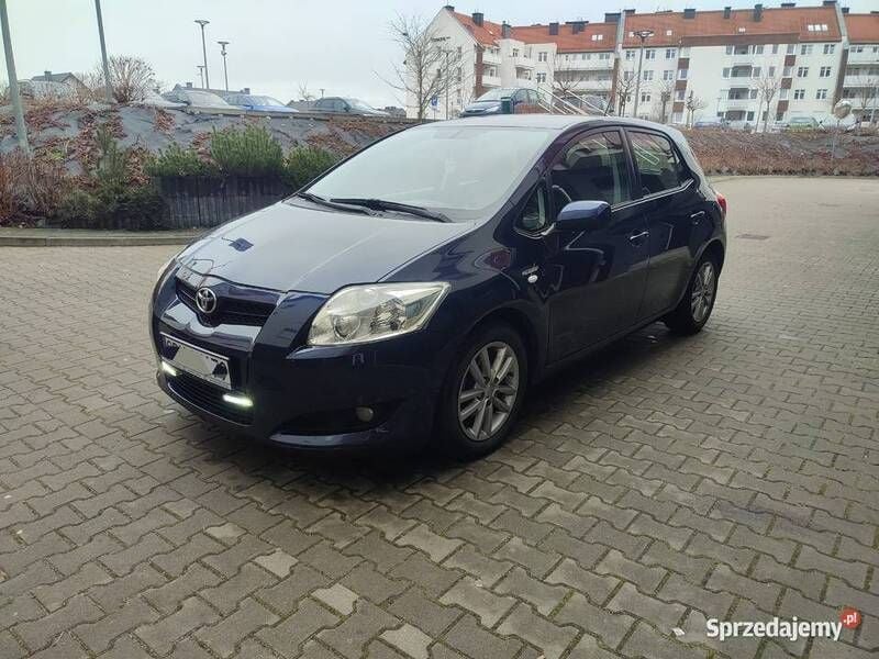 Granatowy Używany 2009 Toyota Auris Hatchback | 25 000 zł (Dość drogi) - Obraz 1/4