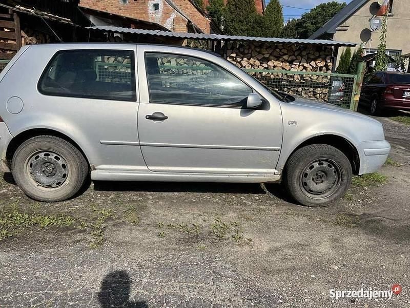 Srebrny Używany 2000 VW Golf IV Hatchback | 1400 zł (Dobra cena) - Obraz 1/1