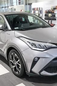 Używany Toyota C-HR Style 184 KM (135 kW) 2021 Srebrny SUV