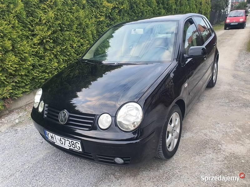 Czarny Używany 2002 VW Polo Hatchback | 8300 zł (Drogi) - Obraz 1/4