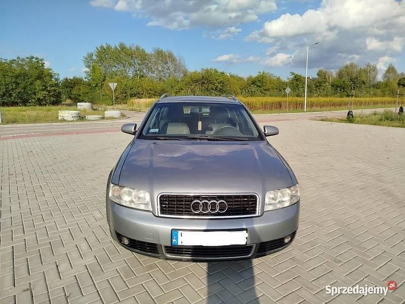 Beżowy Używany 2003 Audi A4 Kombi | 9300 zł (Uczciwa cena) - Obraz 1/4