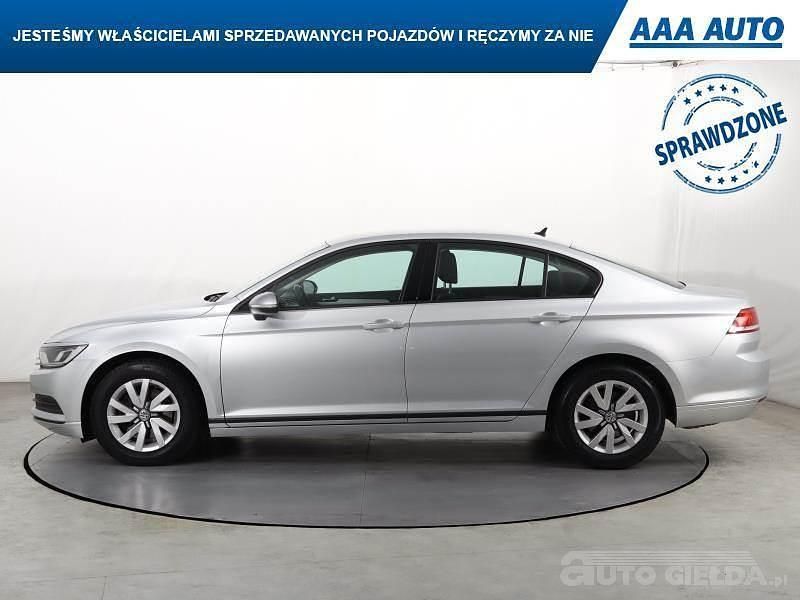 Używany VW Passat 2016 Srebrny