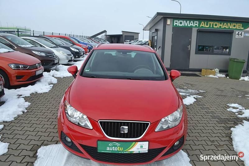 Używany Seat Ibiza ST 2012 Czerwony Kombi
