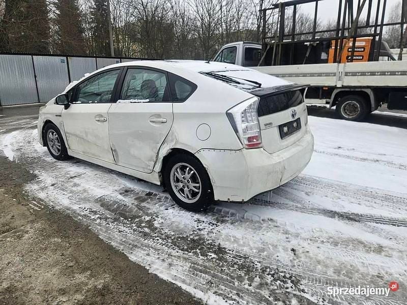 Używany Toyota Prius 2010 Biały Hatchback