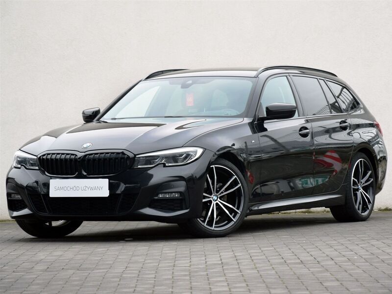 Black sapphire metallic metalizowany Używany 2021 BMW 320 Shadowline Kombi | 124 900 zł (Uczciwa cena) - Obraz 1/3