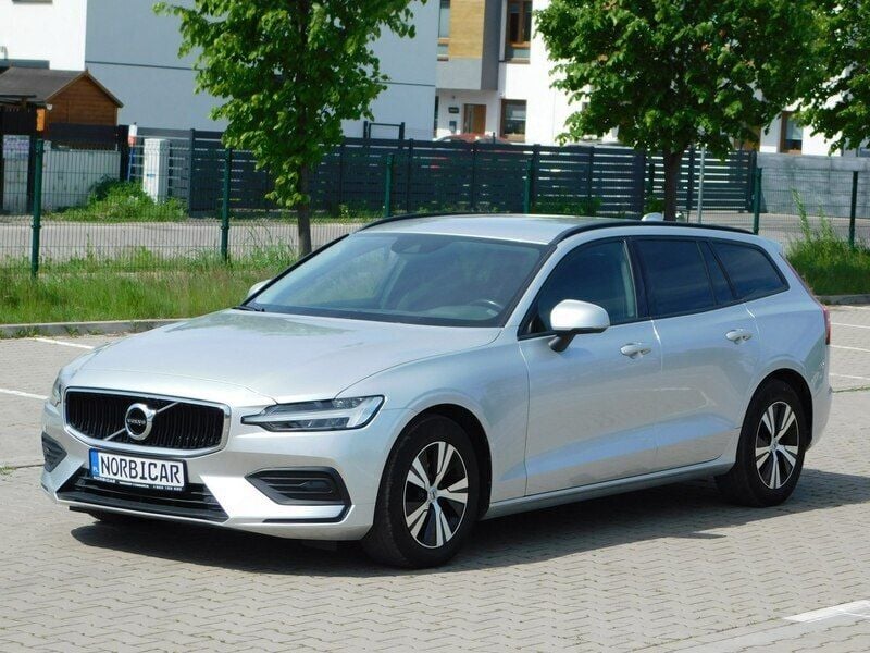 Srebrny Używany 2020 Volvo V60 Kombi | 67 777 zł (Uczciwa cena) - Obraz 1/4