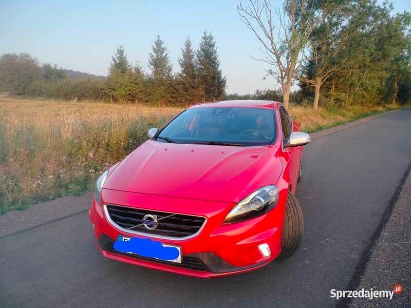Używany 2015 Volvo V40 Kombi | 43 000 zł (Uczciwa cena) - Obraz 1/4