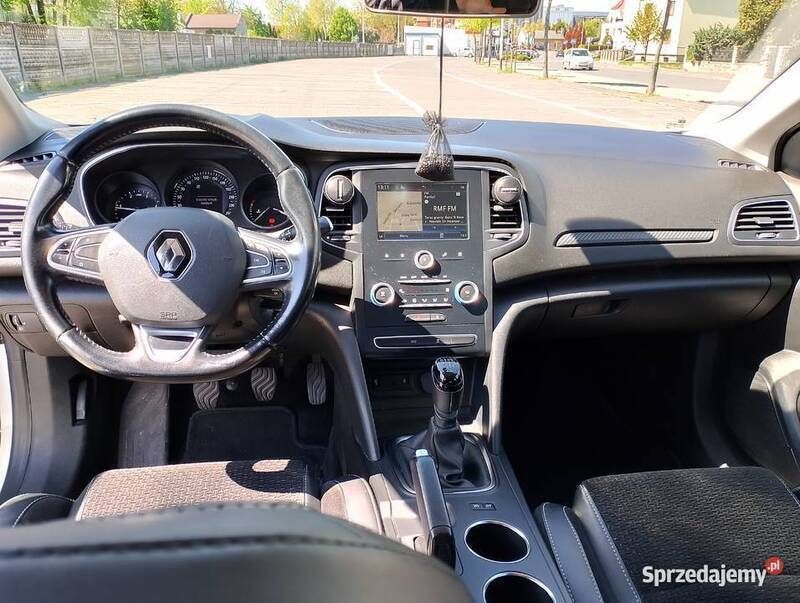 Biały Używany 2017 Renault Mégane IV | 32 900 zł (Uczciwa cena) - Obraz 1/4