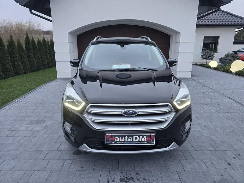 Używany Ford Kuga 150 KM (110 kW) 2017 Czarny SUV