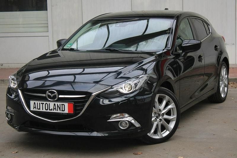 Czarny (metalik) Używany 2015 Mazda 3 Hatchback | 48 888 zł (Uczciwa cena) - Obraz 1/4