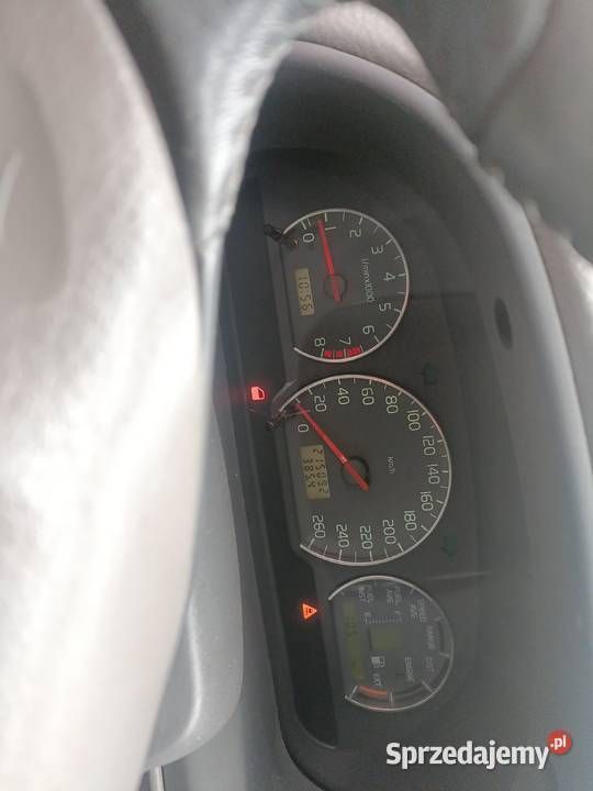 Używany Volvo V40 1997 Zielony Kombi